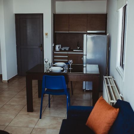 Ovis Hotel Apartments Ayia Napa Bagian luar foto