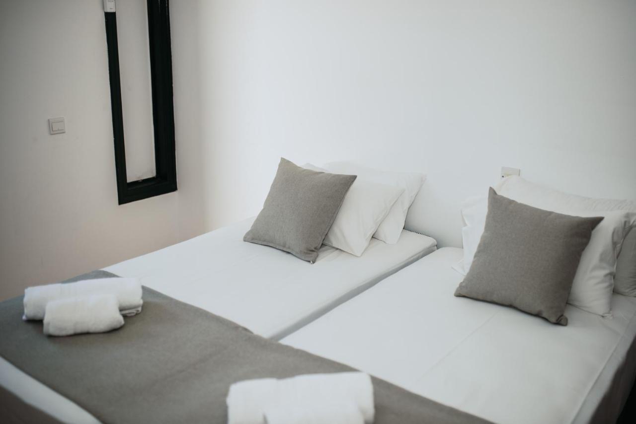 Ovis Hotel Apartments Ayia Napa Bagian luar foto